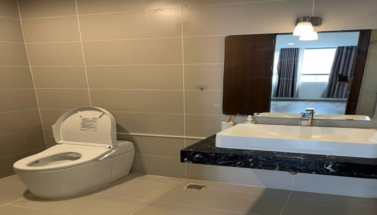 Kịch độc, bán căn hộ chung cư Ngoại Giao đoàn 110m2, 3 ngủ, 2 vệ sinh, BC thoáng, Full đồ